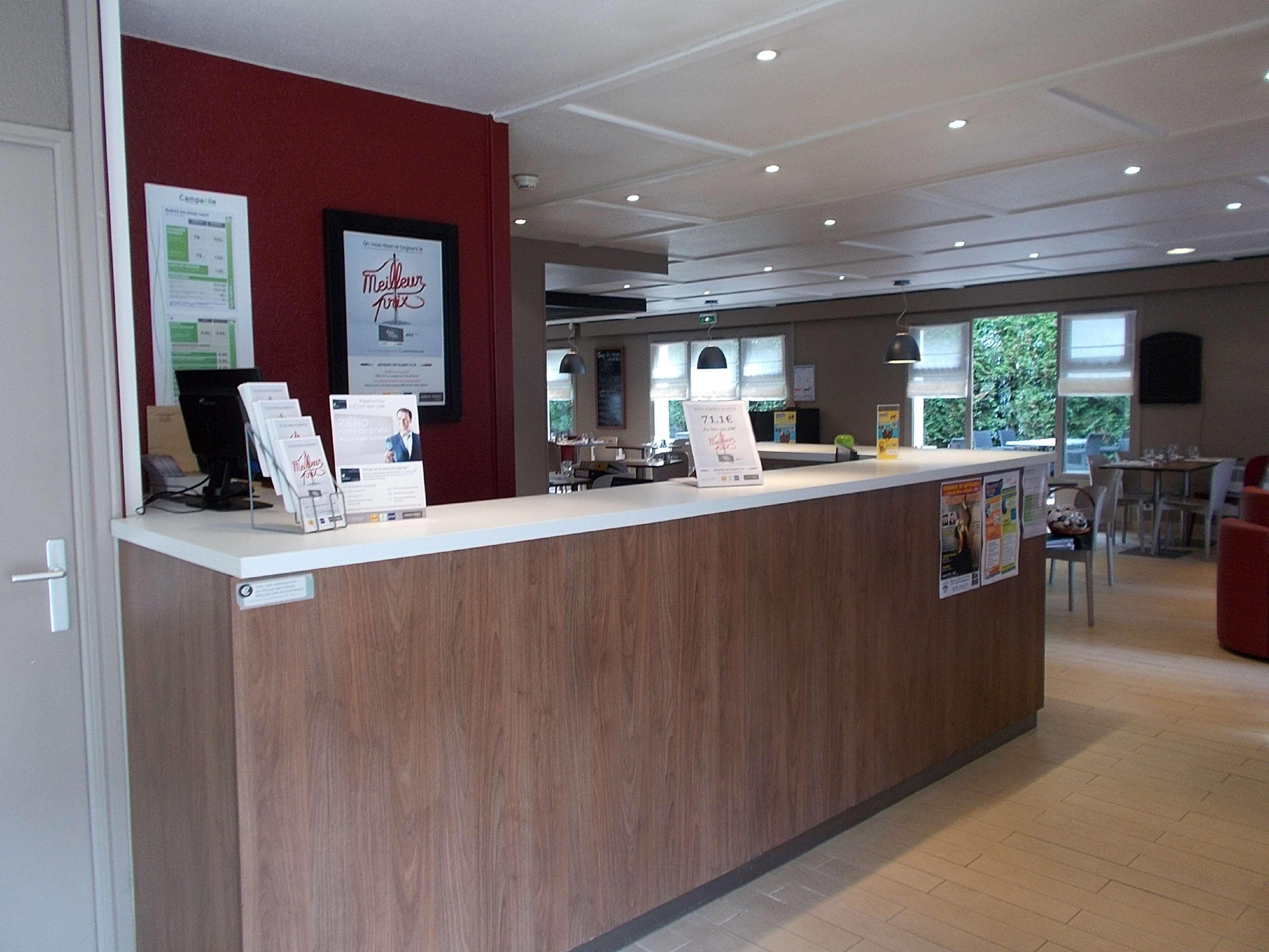 Hotel Campanile Lille - Seclin Exterior foto