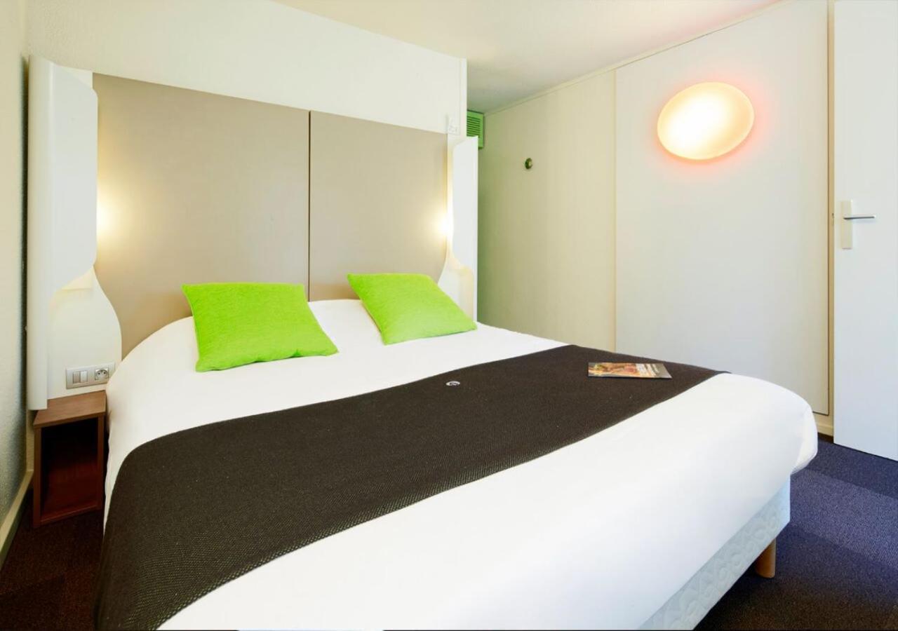 Hotel Campanile Lille - Seclin Exterior foto