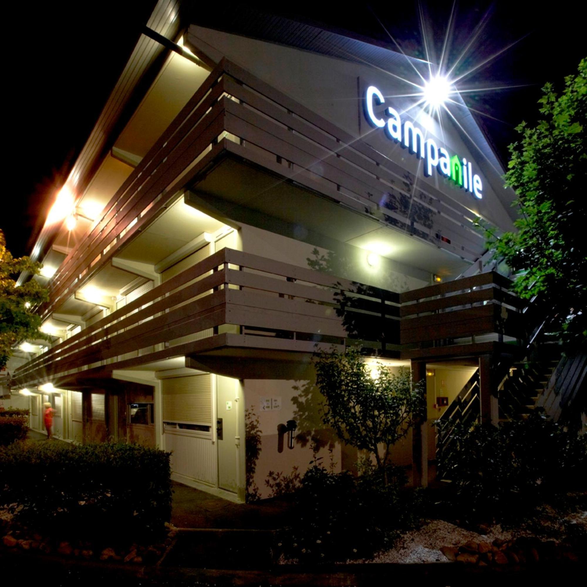 Hotel Campanile Lille - Seclin Exterior foto